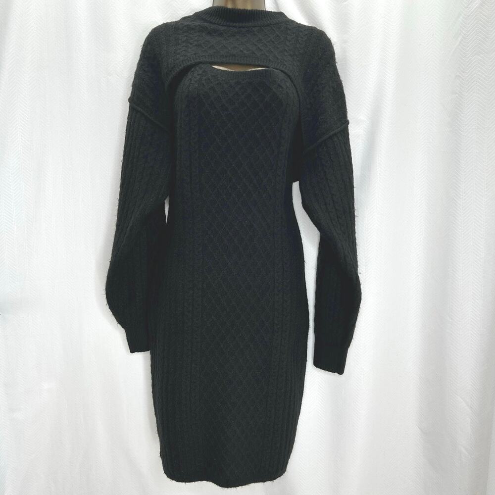 House of Harlow 2 piece sweater dress with shrug black large